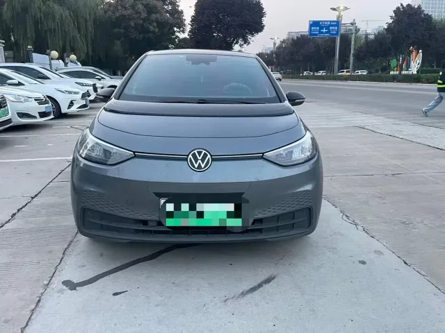 Volkswagen ID.3 — Фото автомобиля 2