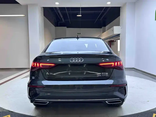 Audi A3 — Фото автомобиля 5