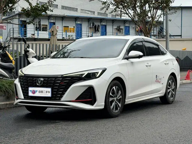 Фотография автомобиля — Changan Eado