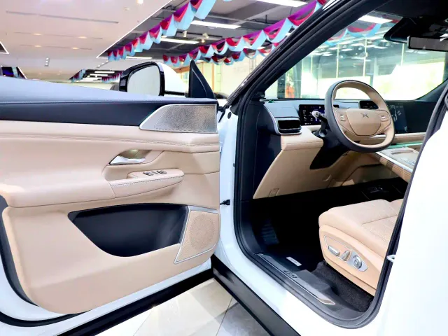 Xpeng G9 — Фото автомобиля 9