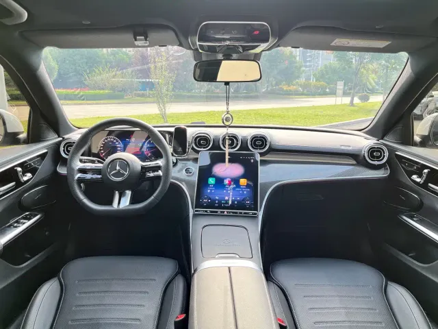 Mercedes-Benz C-Class — Фото автомобиля 16