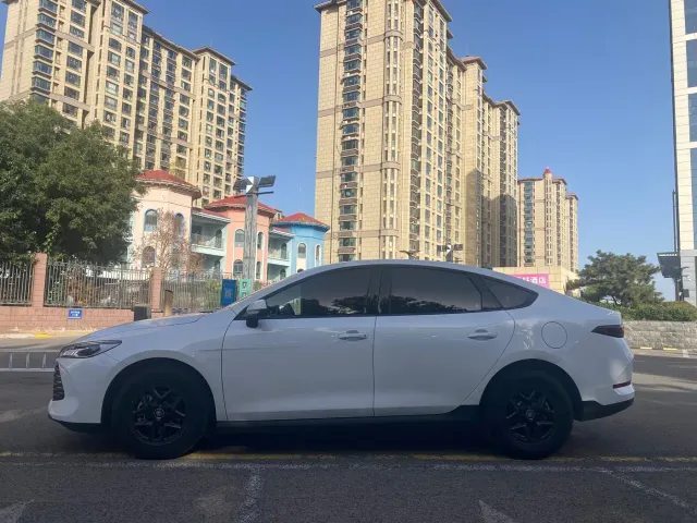 BYD Qin PLUS — Фото автомобиля 3