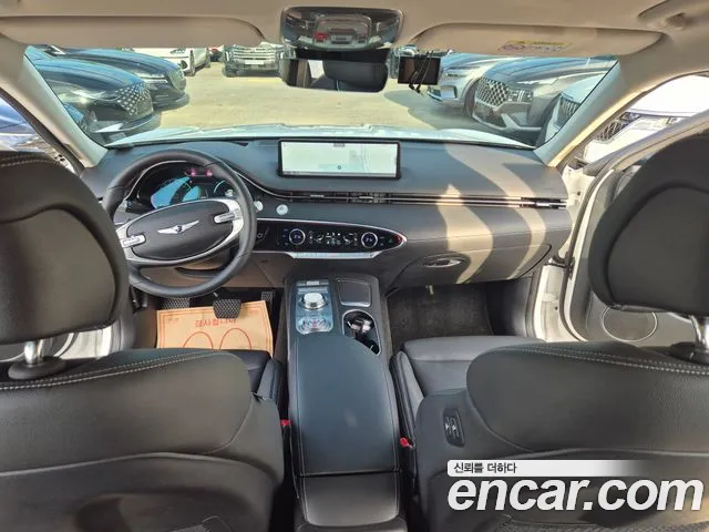 Genesis GV70 2.5T Бензин AWD — Фото автомобиля 13