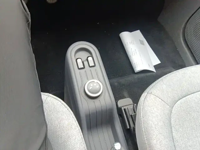 Wuling Hongguang Mini EV — Фото автомобиля 13