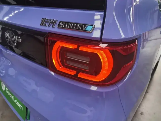 Wuling Hongguang Mini EV — Фото автомобиля 7