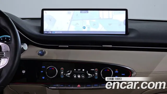 Genesis GV70 2.5T Бензин 2WD — Фото автомобиля 12