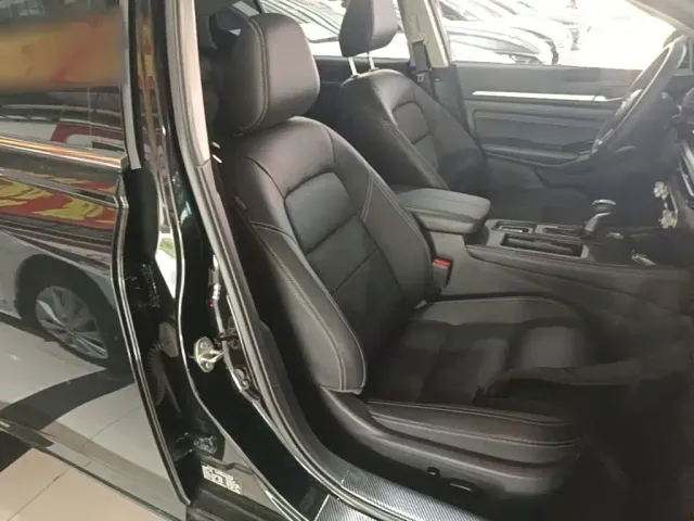 Nissan Teana — Фото автомобиля 24