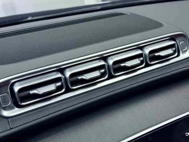 Mercedes-Benz S-Class — Фото автомобиля 19