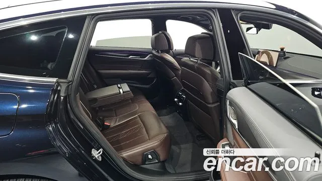 BMW Gran Turismo — Фото автомобиля 11