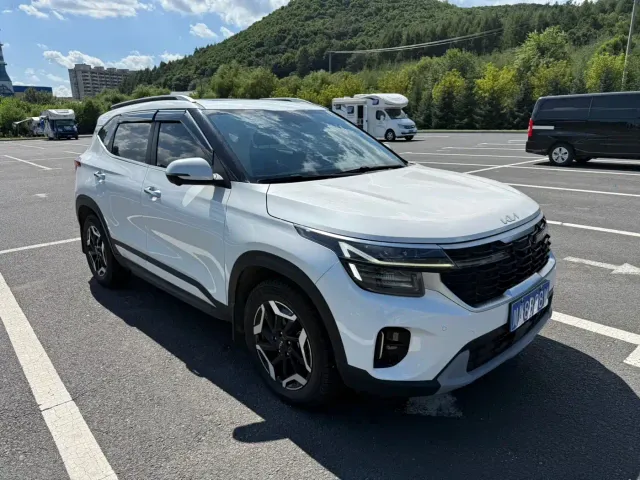 Kia Seltos — Фото автомобиля 3