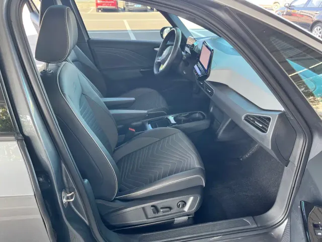 Volkswagen ID.3 — Фото автомобиля 11