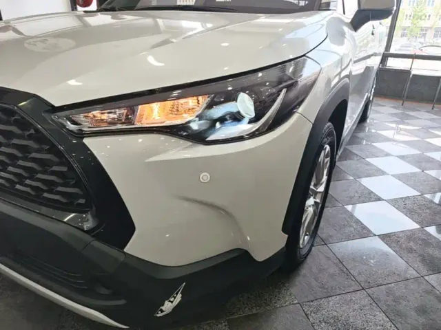 Toyota Corolla Cross — Фото автомобиля 23