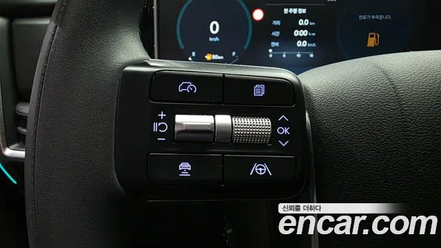 Hyundai Santafe Santa Fe (MX5) Бензин 2.5T 2WD — Фото автомобиля 19