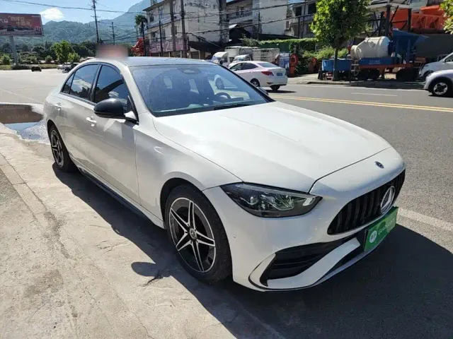 Mercedes-Benz C-Class — Фото автомобиля 3