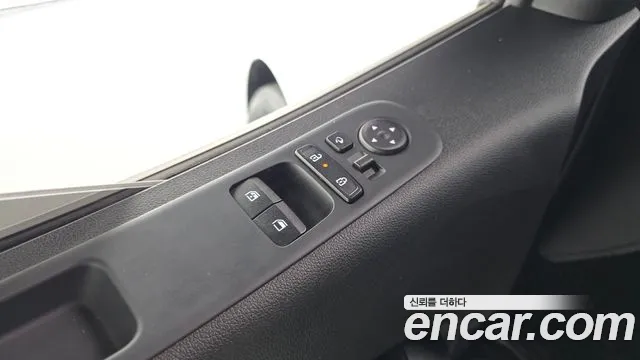 Hyundai Staria — Фото автомобиля 29