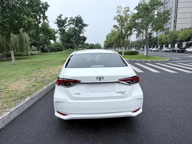 Toyota Corolla — Фото автомобиля 7