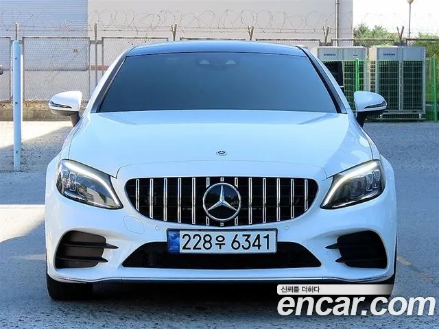 Mercedes-Benz C-Class W205 — Фото автомобиля 3