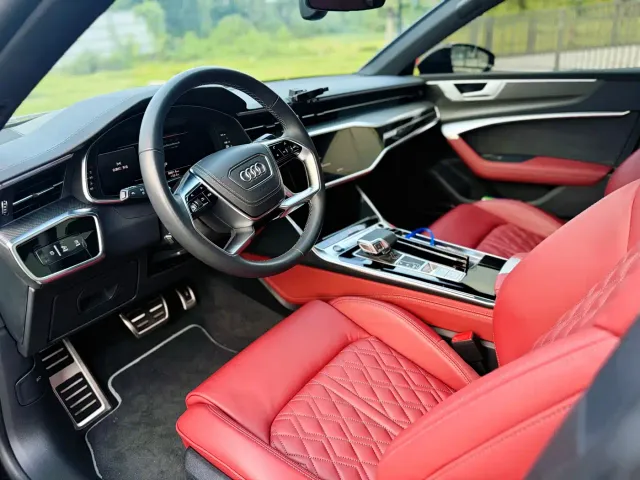 Audi A7L — Фото автомобиля 10