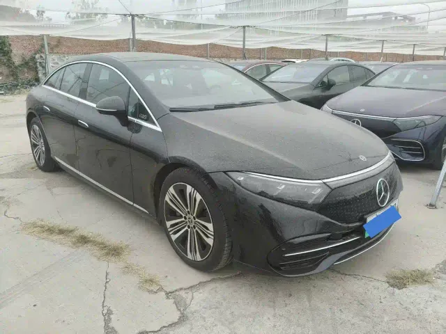 Mercedes-Benz EQS — Фото автомобиля 3