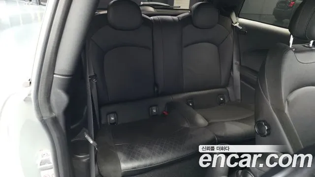 MINI Cooper Cooper Electric — Фото автомобиля 17