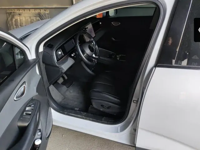 BYD Sealion 05 EV — Фото автомобиля 4