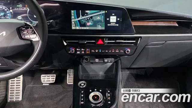 Kia Niro The All New Niro Signature — Фото автомобиля 12