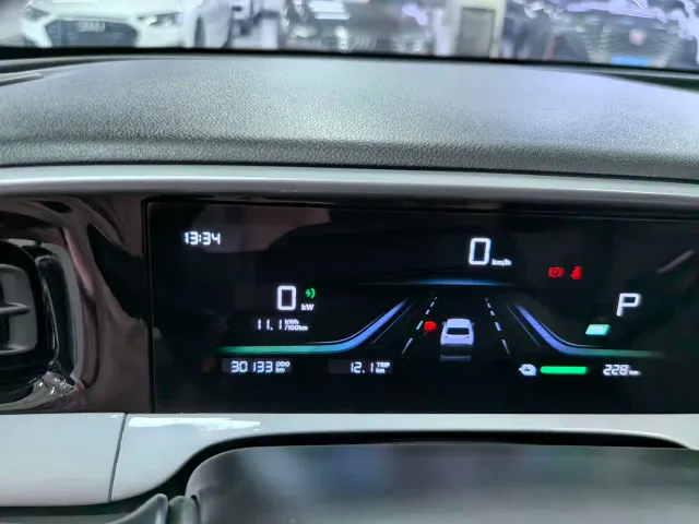 Geely Starry Wish — Фото автомобиля 10