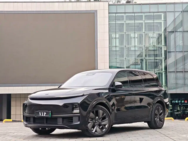 Фотография автомобиля — Li Auto L9