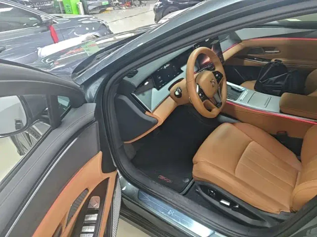 BYD Han L — Фото автомобиля 15
