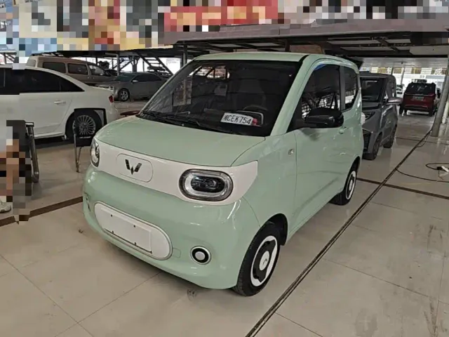 Фотография автомобиля — Wuling Hongguang Mini EV