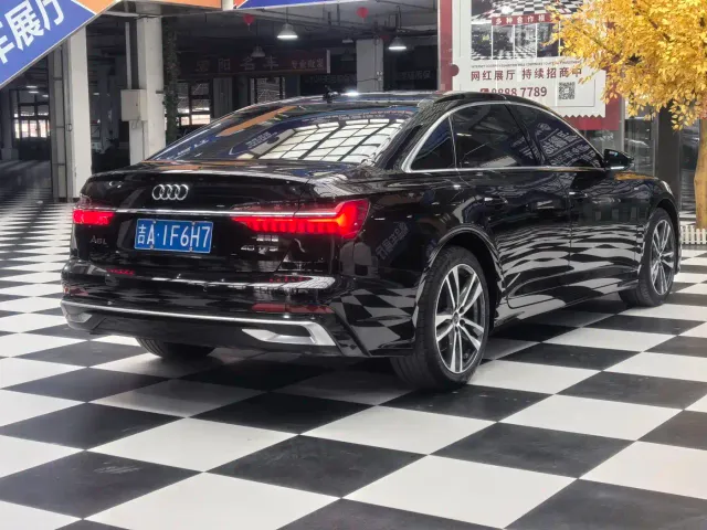 Audi A6L — Фото автомобиля 4