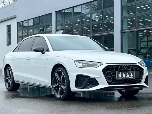 Audi A4L — Фото автомобиля 3
