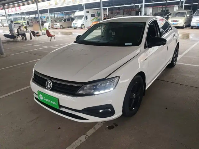 Фотография автомобиля — Volkswagen Lamando