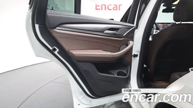 BMW X4 xDrive20i M Sport Pro Special Edition — Фото автомобиля 22