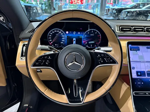 Mercedes-Benz Maybach S-Class — Фото автомобиля 13