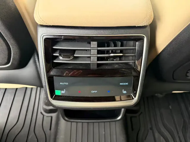 Geely Xingyue L — Фото автомобиля 7