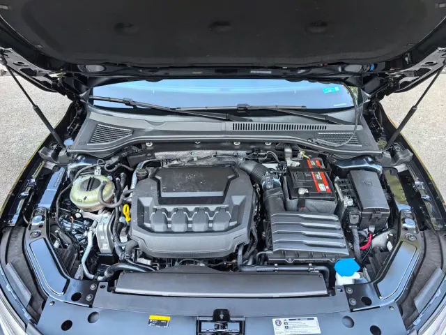 Volkswagen Passat — Фото автомобиля 7