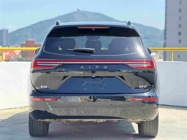 Aito M7 — Фото автомобиля 7