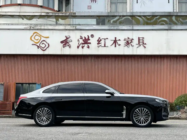 Hongqi H9 — Фото автомобиля 8
