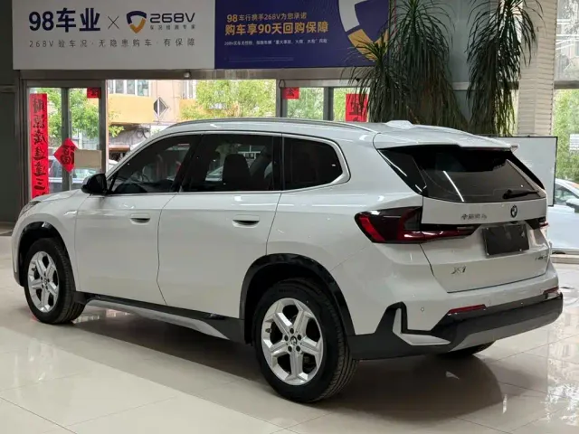 BMW X1 — Фото автомобиля 6