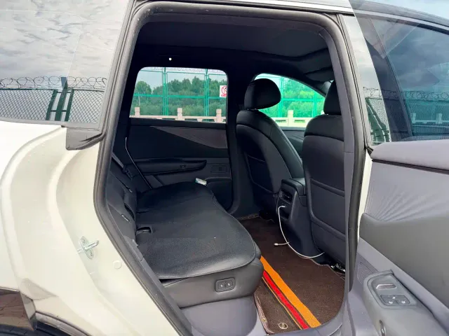 Nissan NX8 — Фото автомобиля 10