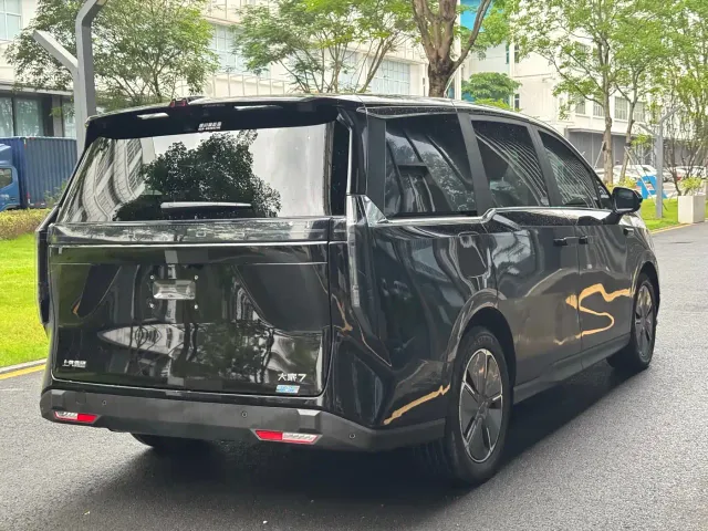 Maxus Dajia 7 — Фото автомобиля 6