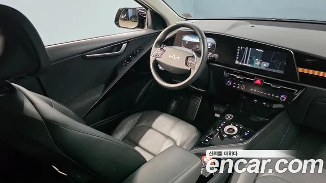 Kia Niro Niro (New) — Фото автомобиля 12