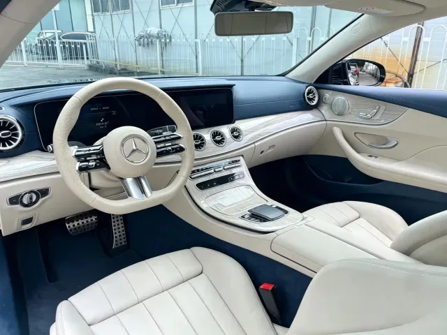 Mercedes-Benz E-Class — Фото автомобиля 5
