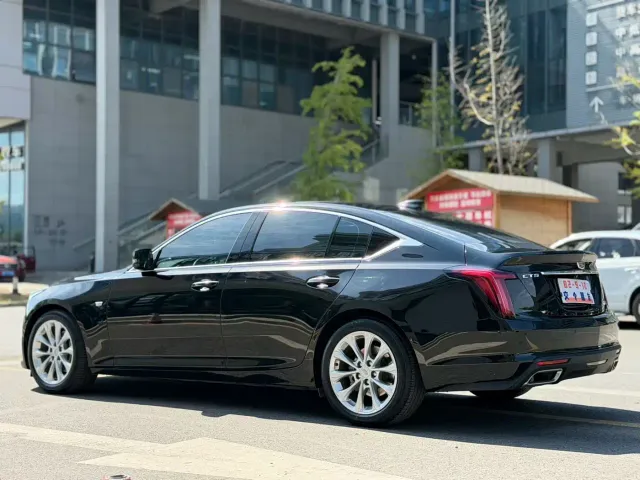 Cadillac CT5 — Фото автомобиля 7