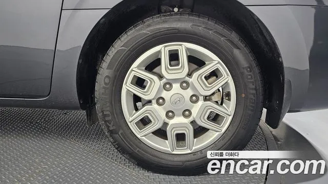 Hyundai Staria — Фото автомобиля 6