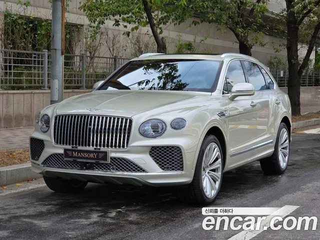Фотография автомобиля — Bentley Bentayga