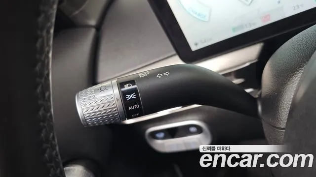 Genesis GV60 — Фото автомобиля 28