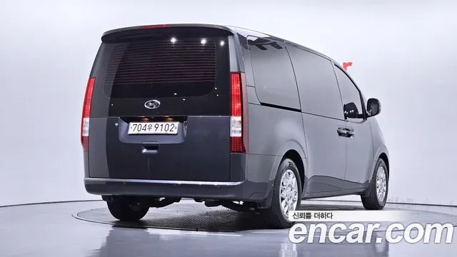 Hyundai Staria — Фото автомобиля 2