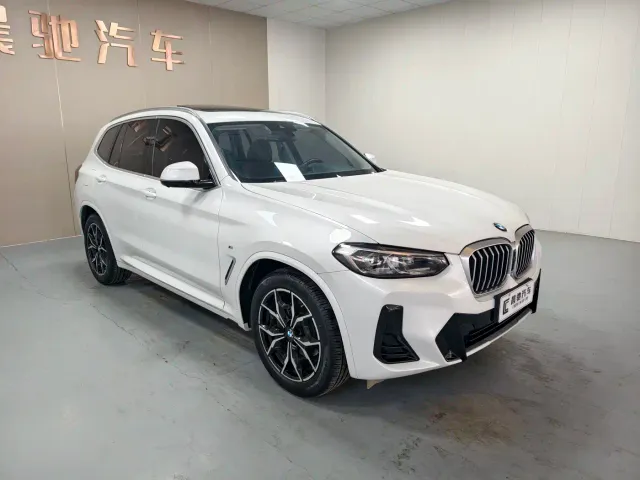 BMW X3 — Фото автомобиля 3